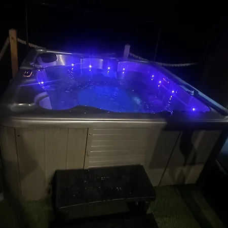 A-frame Wellness With Private Pool, Sauna & Jacuzzi Near Belgrade Villa *